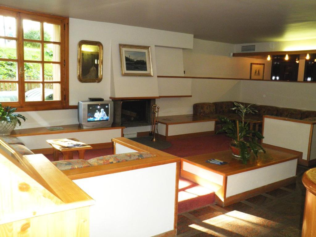 R.T.A. Hotel Des Alpes 2 Madonna di Campiglio Luaran gambar