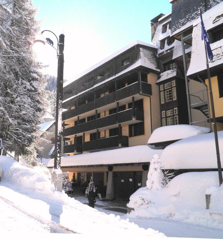 R.T.A. Hotel Des Alpes 2 Madonna di Campiglio Luaran gambar